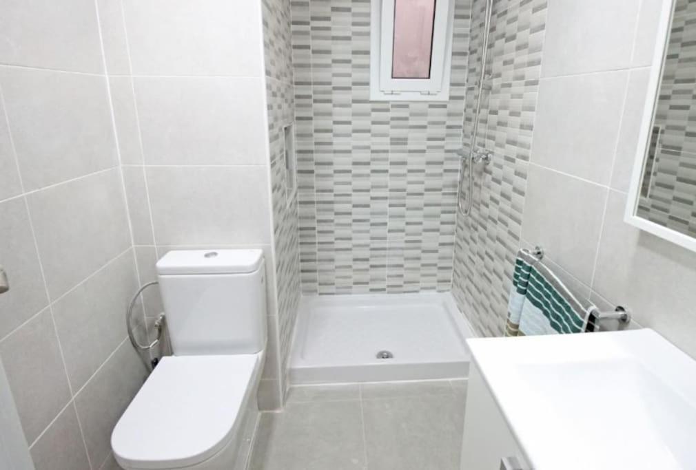 Bebarceloner Sant Andreu Apartments - 3 Bedrooms Zewnętrze zdjęcie