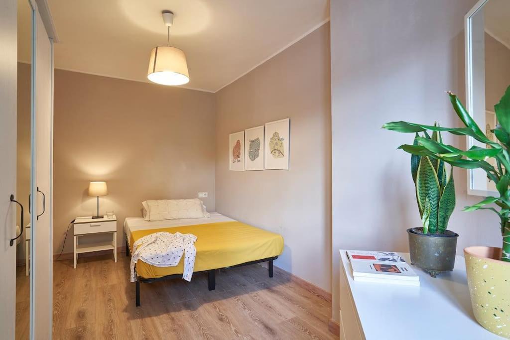 Bebarceloner Sant Andreu Apartments - 3 Bedrooms Zewnętrze zdjęcie