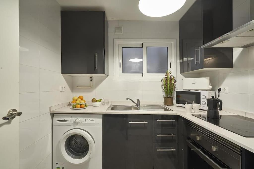 Bebarceloner Sant Andreu Apartments - 3 Bedrooms Zewnętrze zdjęcie
